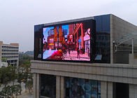 Publicidad al aire libre llevada gigante comercial de la pantalla, pixeles reales al aire libre del tablero de mensajes 10m m de Digitaces