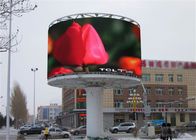 Publicidad al aire libre de la cartelera del RGB LED en Main Street con la exploración constante 1/4 de la corriente