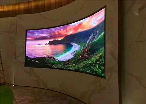 Pantalla llevada a todo color curvada HD P1.5 P1.8 320*160m m Flex Led Video Wall