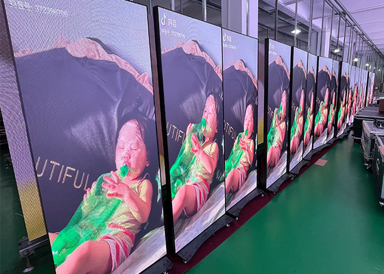 640*1920mm p1.86 Poster LED Display Suministro de fábrica Cartelera de interiores