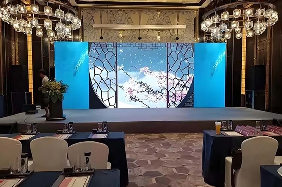 P2.9 Pantalla LED de escenario interior de baja potencia sin fisuras para alquileres de teatro y comerciales