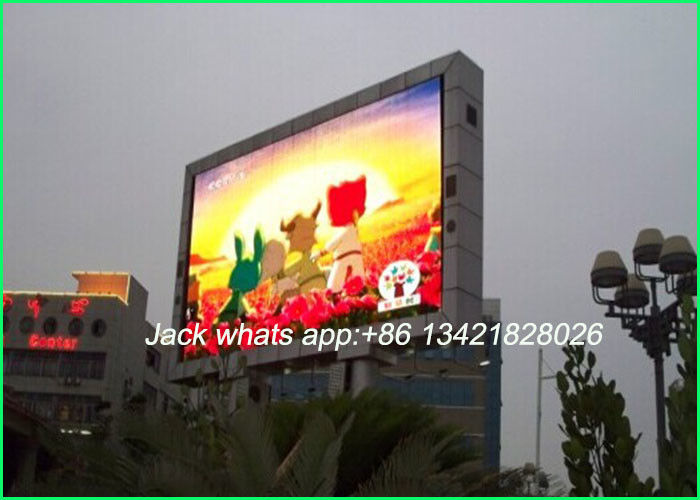 La publicidad grande de P10 LED exhibe brillo 7500cd/m2 de la pantalla de vídeo del LED el alto